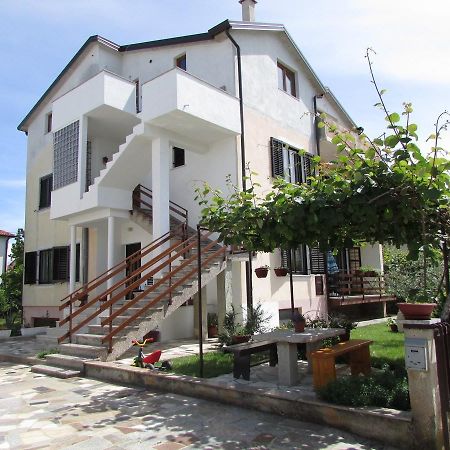 Mirela House With Apartment Umag Kültér fotó